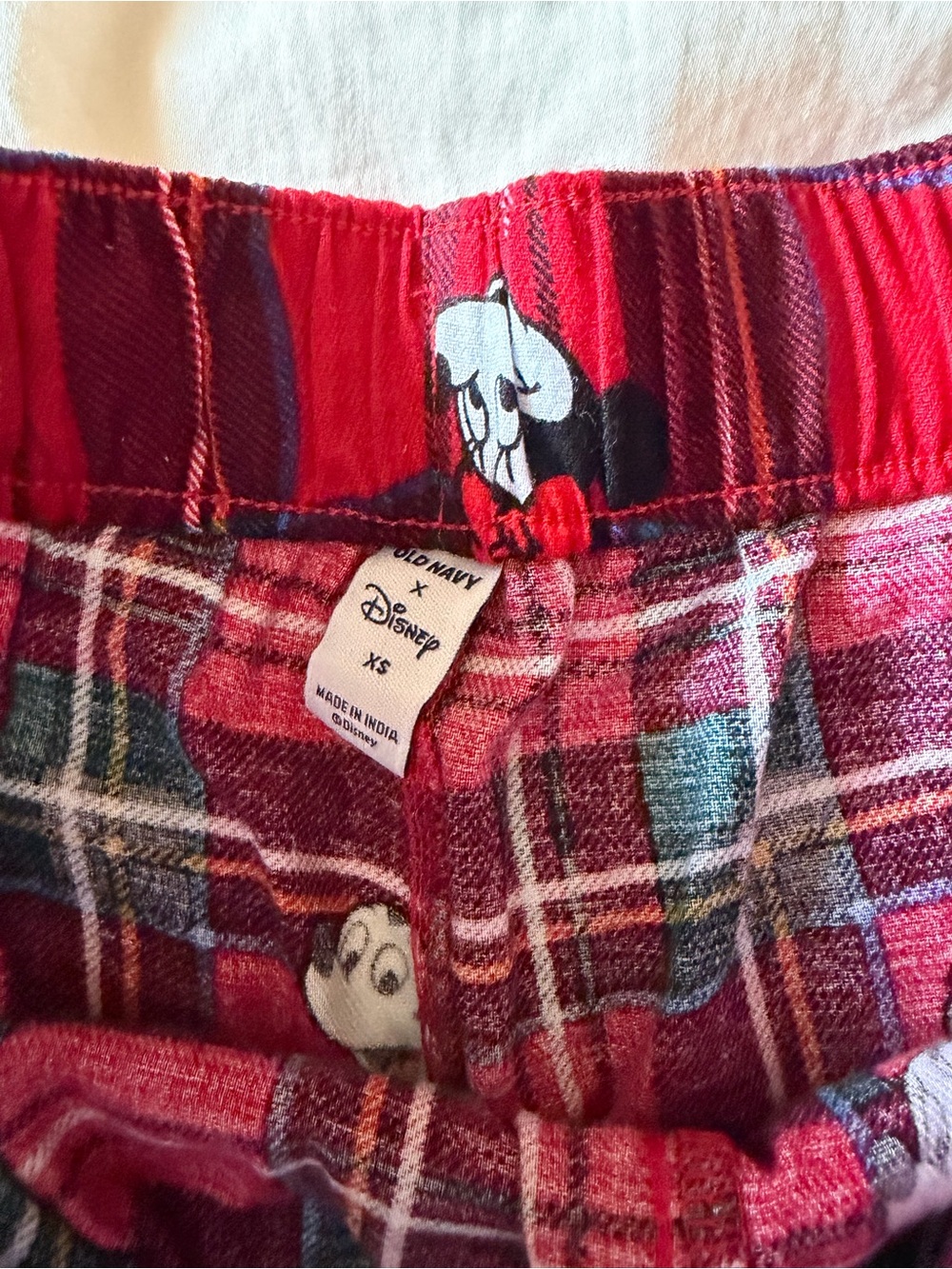 NWT Disney Minnie Mouse Plaid Pajama Shorts - Picture 4 of 5